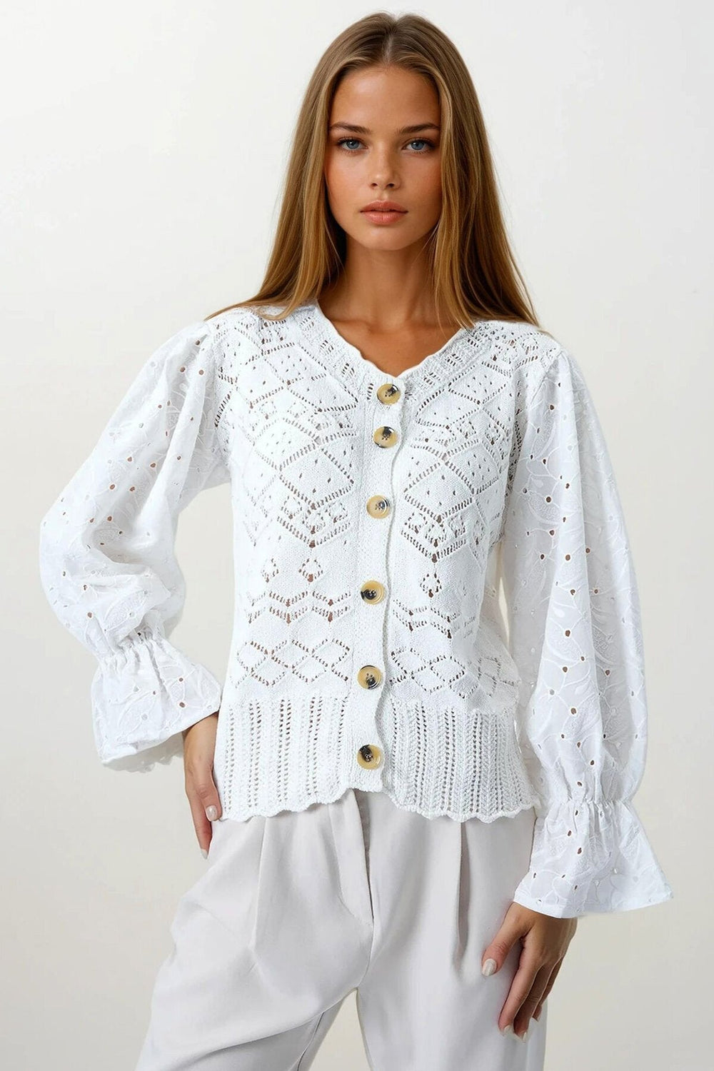 Elegant Knit Cardigan with Brocade