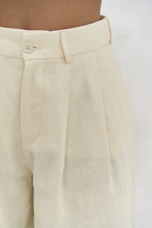 Sheril — Chic Linen Suit