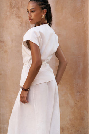 Fiametta – Light & Stylish Premium Linen Suit