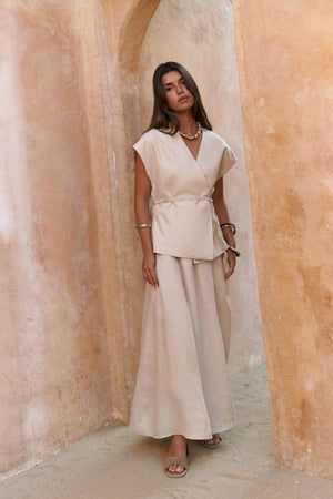 Fiametta – Light & Stylish Premium Linen Suit