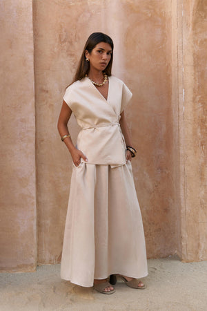 Fiametta – Light & Stylish Premium Linen Suit