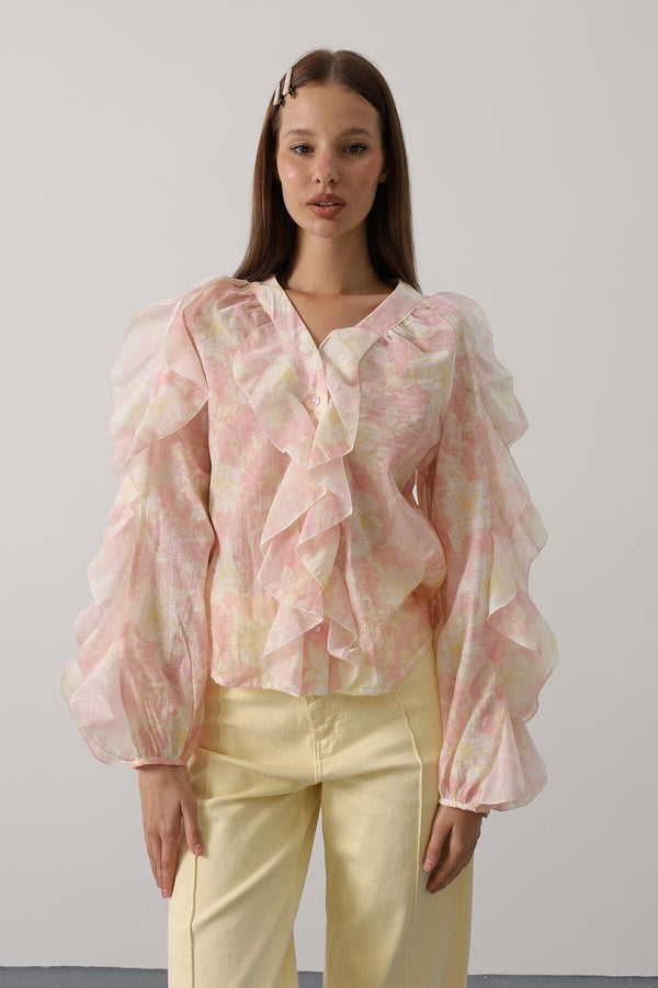Trendy Floral Ruffle Blouse