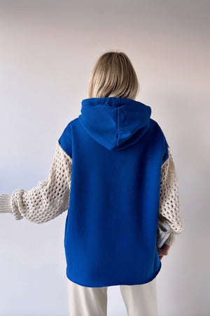 Elegant Hooded Knit Sweatshirt