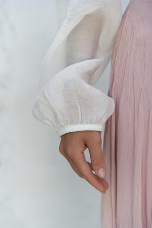 Lyra — Effortless Oversize Elegance