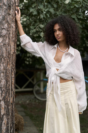 Lyra — Effortless Oversize Elegance