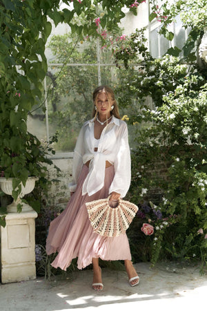 Lyra — Effortless Oversize Elegance