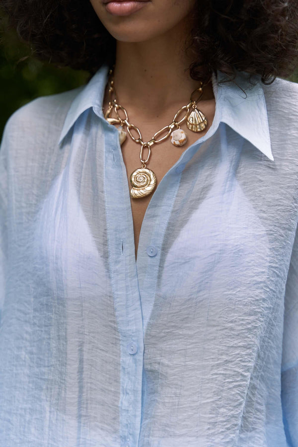 Lyra — Effortless Oversize Elegance