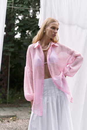 Lyra — Effortless Oversize Elegance