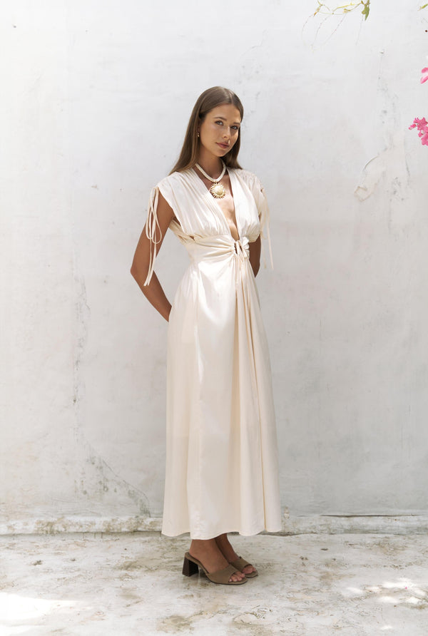 Manarola – Elegant Beige Maxi Dress