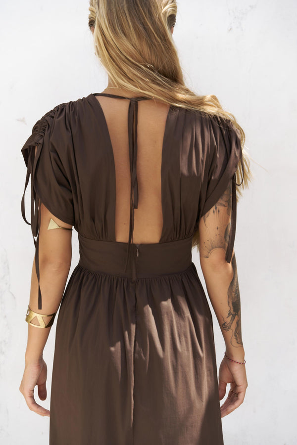 Manarola – Elegant Beige Maxi Dress