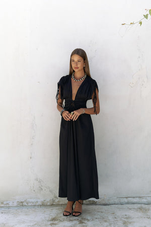 Manarola – Elegant Beige Maxi Dress