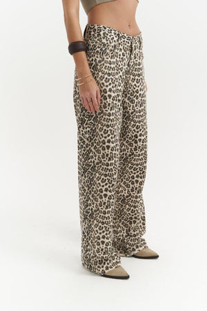 Trendy Leopard Print Jeans