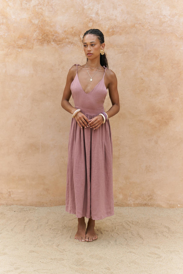Eara – Premium Strappy Linen Maxi Dress