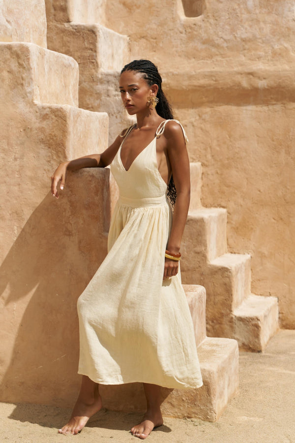 Eara – Premium Strappy Linen Maxi Dress