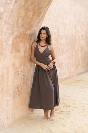 Eara – Premium Strappy Linen Maxi Dress
