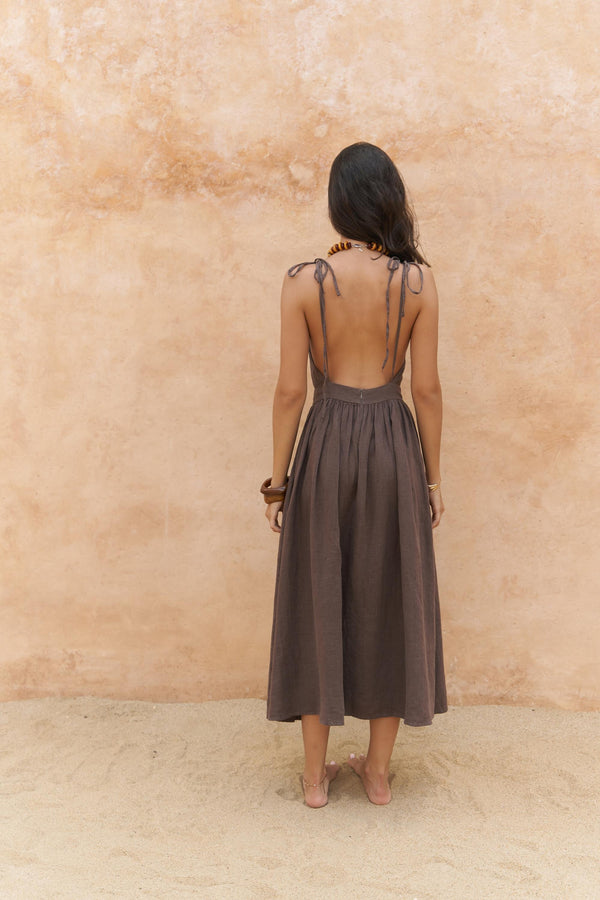 Eara – Premium Strappy Linen Maxi Dress