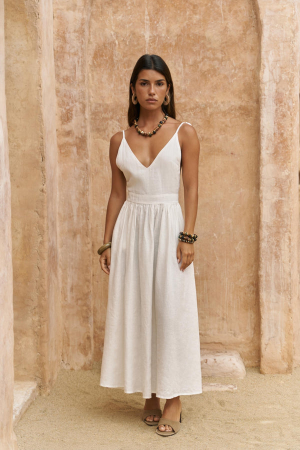 Eara – Premium Strappy Linen Maxi Dress