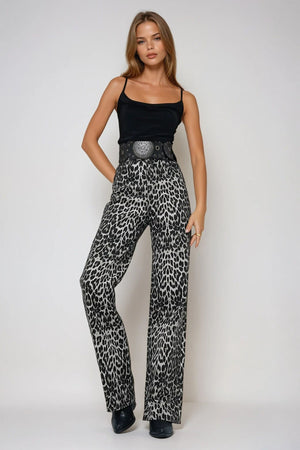Chic Leopard Print Palazzo Pants