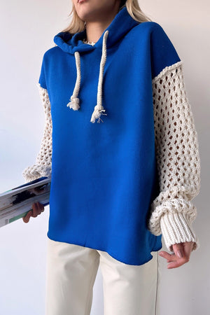 Elegant Hooded Knit Sweatshirt