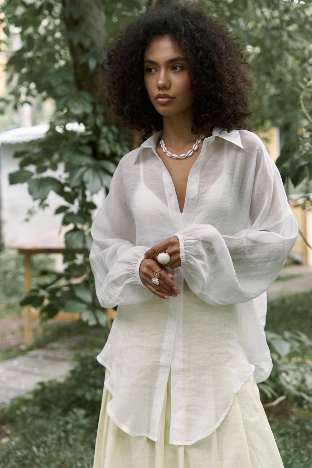 Lyra — Effortless Oversize Elegance